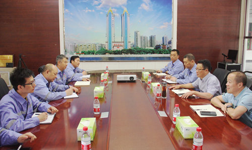 王大真到新疆天運現場辦公(圖3) 王大真到新疆天運現場辦公(圖3)