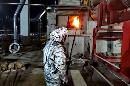 祝賀!青海宜化回轉窯一次性點火成功!(圖1) 祝賀!青海宜化回轉窯一次性點火成功!(圖1)