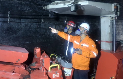 礦業公司:思維碰撞、經驗共享,講出班組安全管理標準化建設好辦法(圖2) 礦業公司:思維碰撞、經驗共享,講出班組安全管理標準化建設好辦法(圖2)