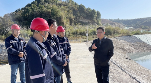 王大真到松滋肥業、楚星公司、股份公司和新項目現場調研(圖1)