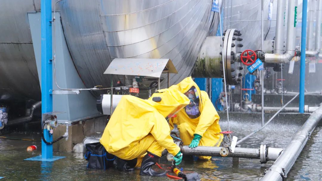 【安全生產月】人人講安全個個會應急!楚星公司開展乙醛儲槽泄漏綜合應急救援演練(圖8) 圖片