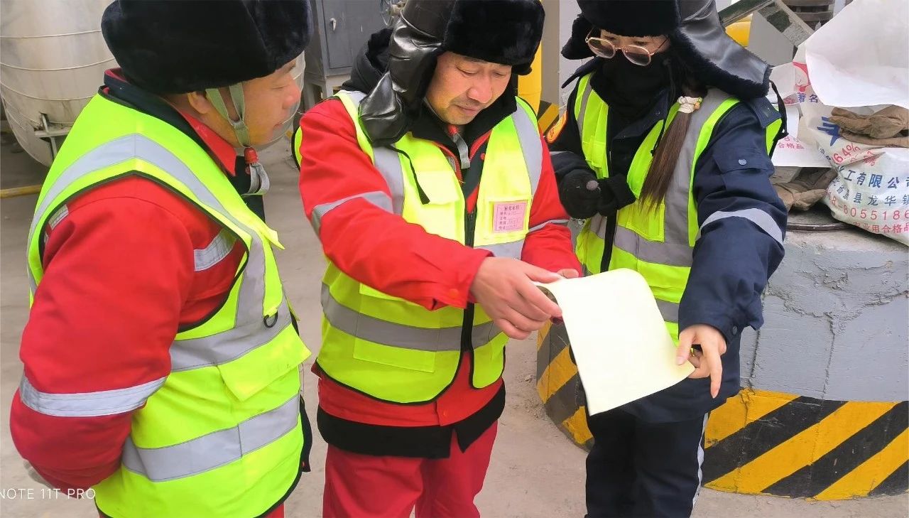 全力以赴戰(zhàn)大修 凝心聚力穩(wěn)生產(圖2) 全力以赴戰(zhàn)大修 凝心聚力穩(wěn)生產(圖2)