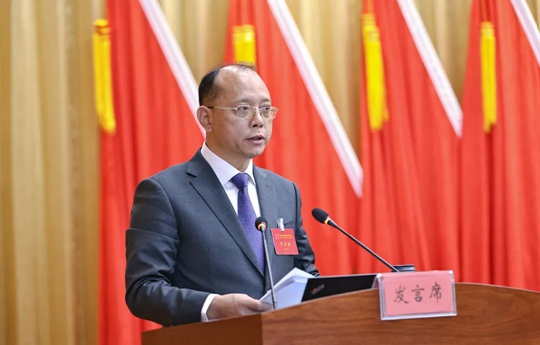 宜化集團(tuán)2023年度總結(jié)表彰、改革創(chuàng)新暨七屆三次職工代表大會開幕(圖4)