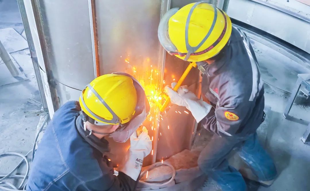 青海宜化電石分廠電極殼班：加強標準化建設，保障電石爐長周期穩定運行(圖5)