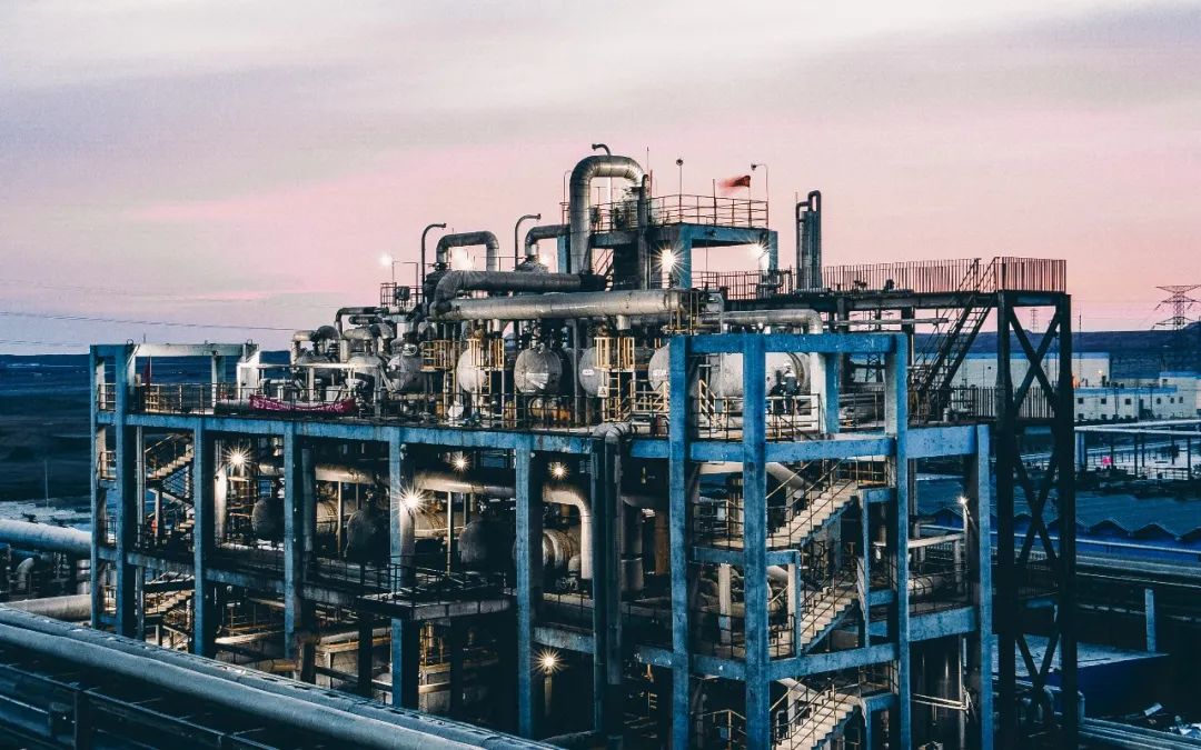 夜幕下的新疆宜化，有著別樣風情(圖3)