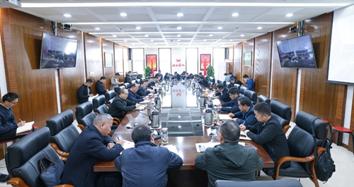 集團召開行政例會強調：結好全年硬賬，實現全年精彩